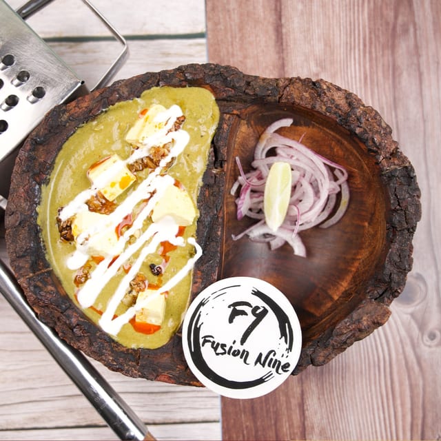 Dhaba Style Saag Paneer.