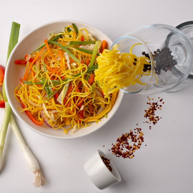 Street Style Noodles.